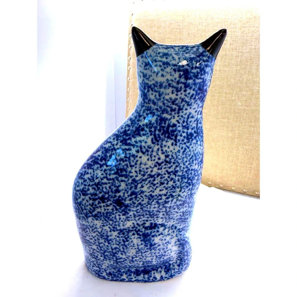 Enesco Cat Vintage Blue‎ White Spongeware Ceramic Figurine 9 Inch Folk Art